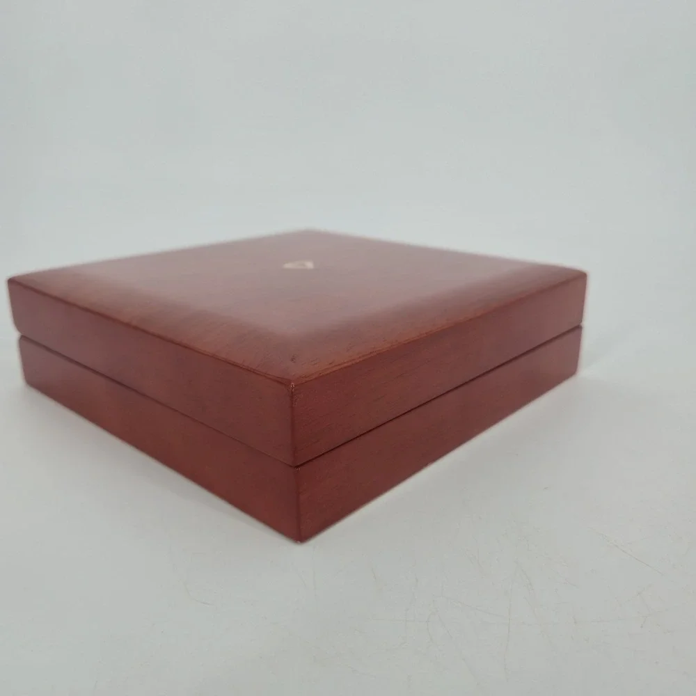 Gemporia Coloured Rocks 50 Ring Display Jewelry Box Wood Lidded Stacker Tray COA